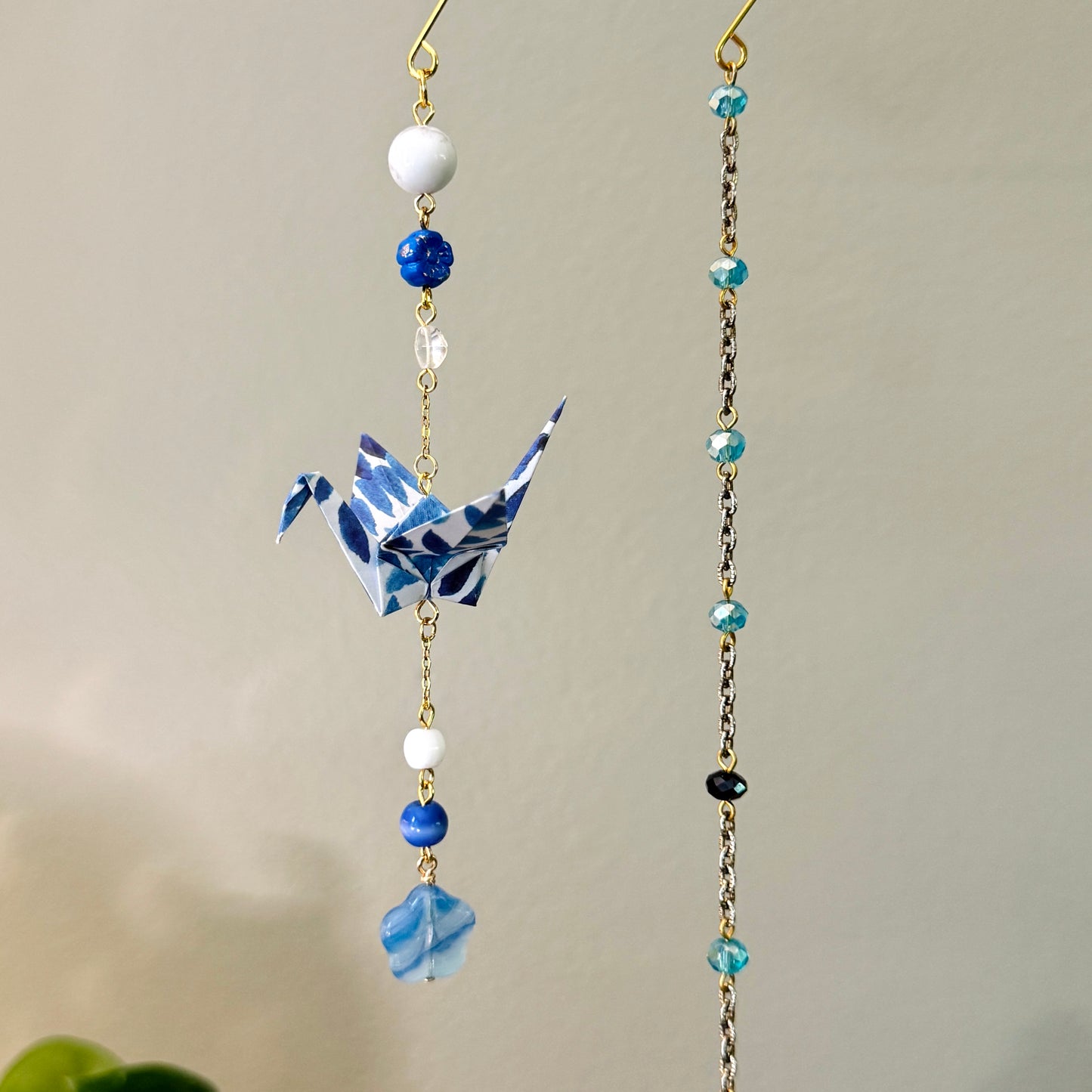 Origami Ornament #2148 - Small Crane with Glass Flower Bead