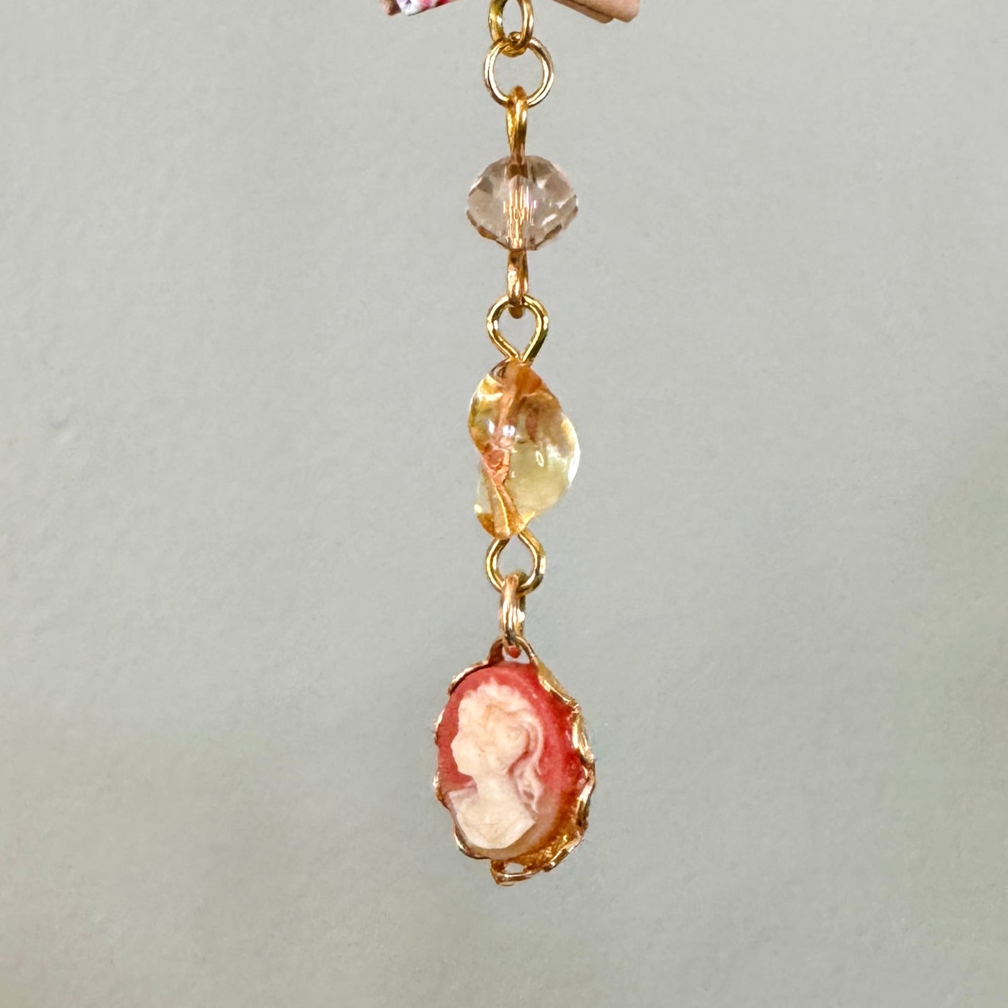 Origami Ornament #2442 - Small Crane with Cameo Charm