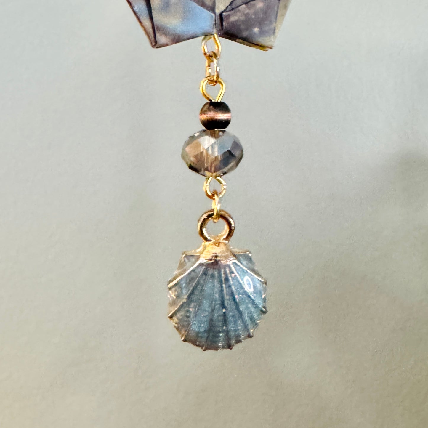 Origami Ornament #2377 - Small Crane with Enamel Shell Charm