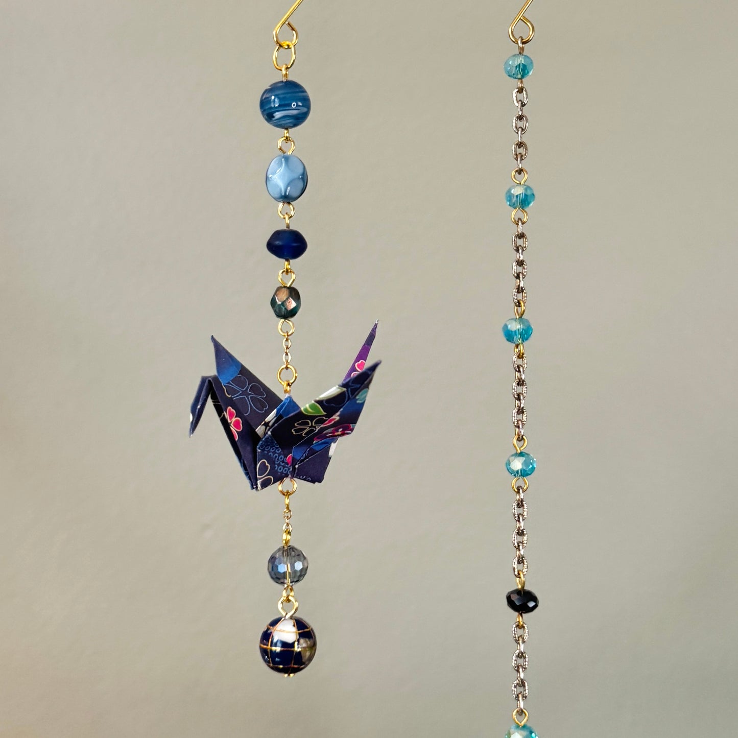Origami Ornament #2445 - Small Crane with Globe Bead